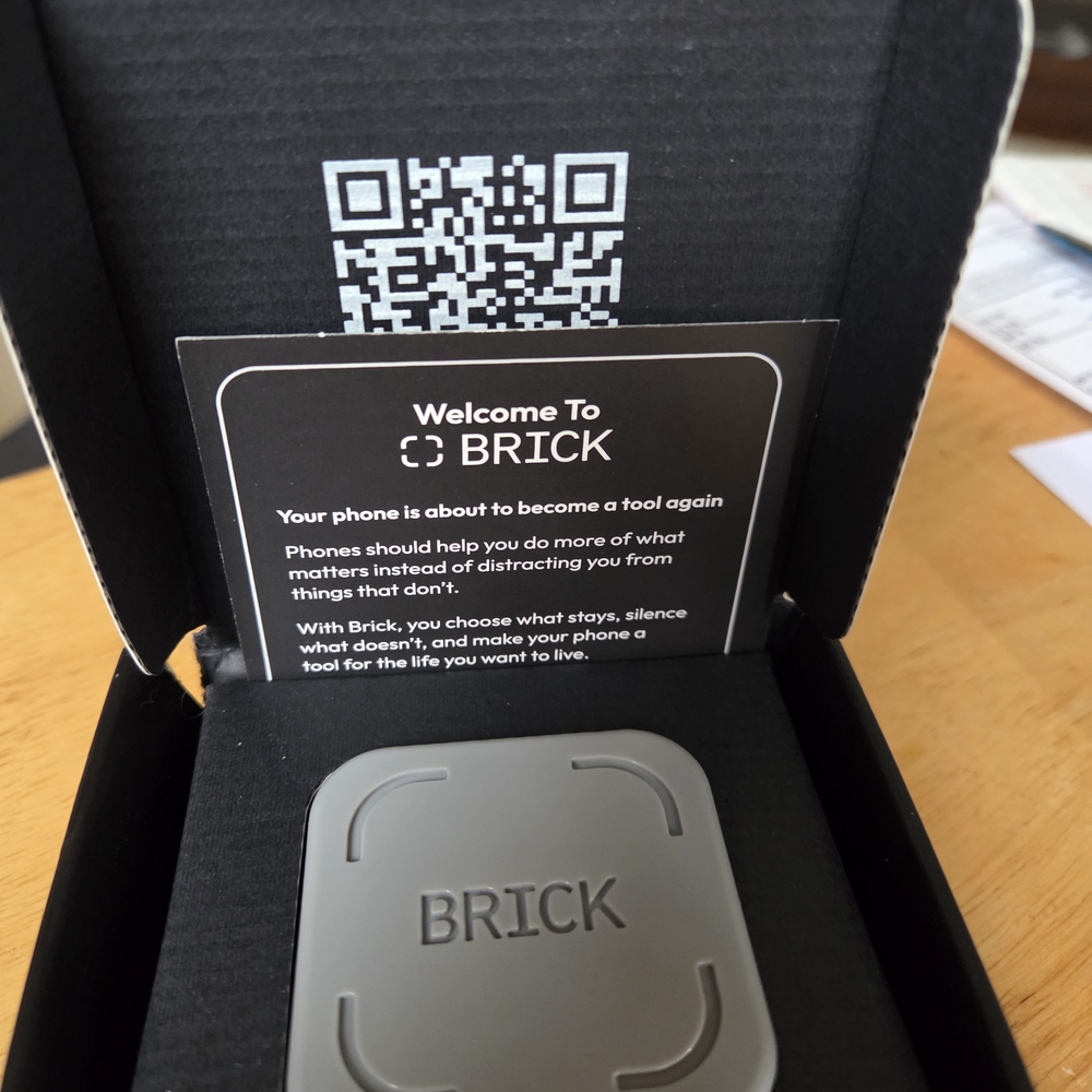BRICK Phone Minimalist Smart Block